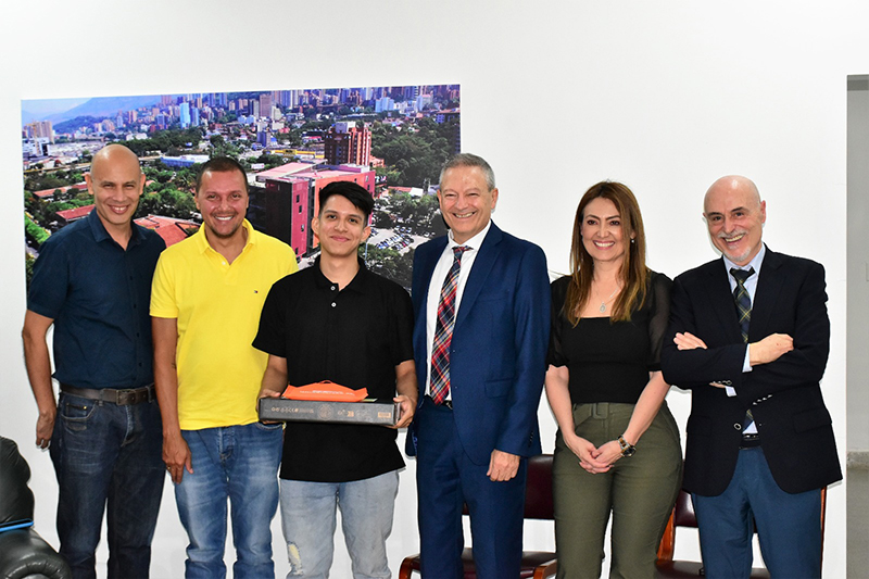 Foto de familia centro de formación y desarrollo PJIC